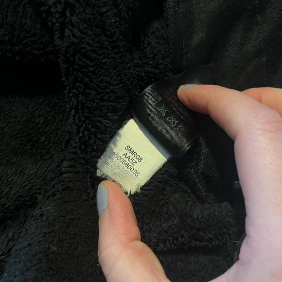 North Face fuzzy black jacket size XL. - Picture 7 of 9